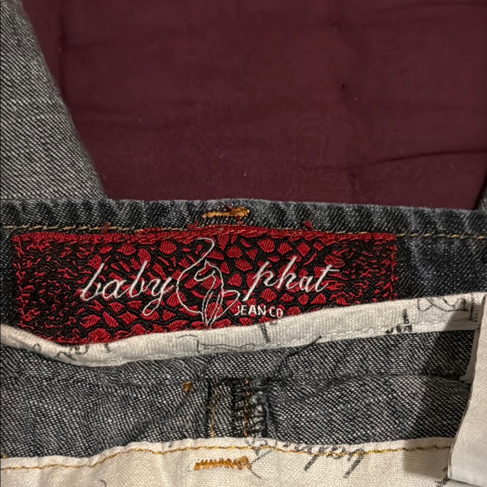 BABY PHAT VintageDenim Cargo Shorts - Picture 2 of 7